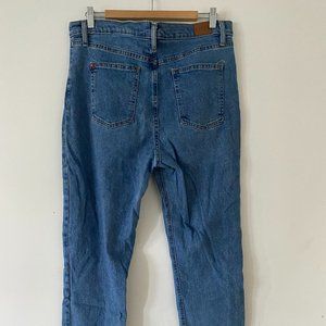 BDG - Girlfriend High Rise Jeans